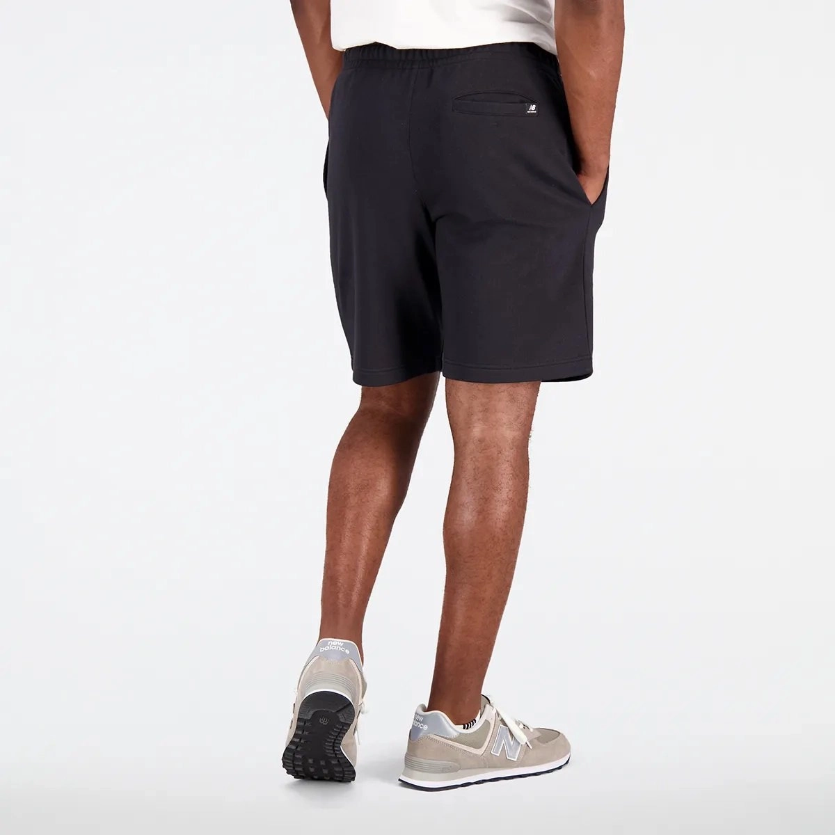Bermuda New Balance Essentials Basic - masculino - preto e branco