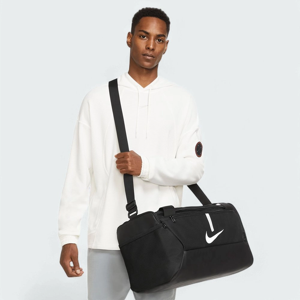 Bolsa Nike Academy duff Sp21 - unissex - preto e branco