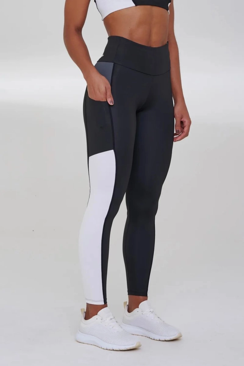 Calca Authen Essential Run Flight - feminino - preto e branco