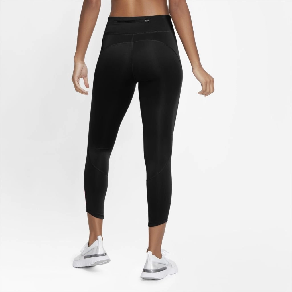 Calca Nike Icon Clash Fast - feminino - preto e branco