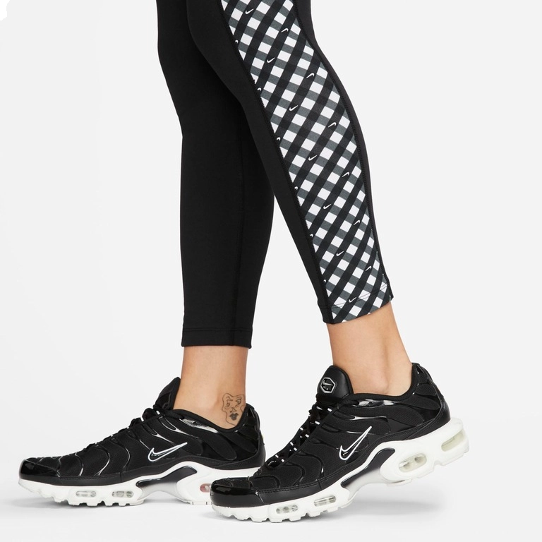 Calca Nike Sportwear Gingham - feminino - preto e branco