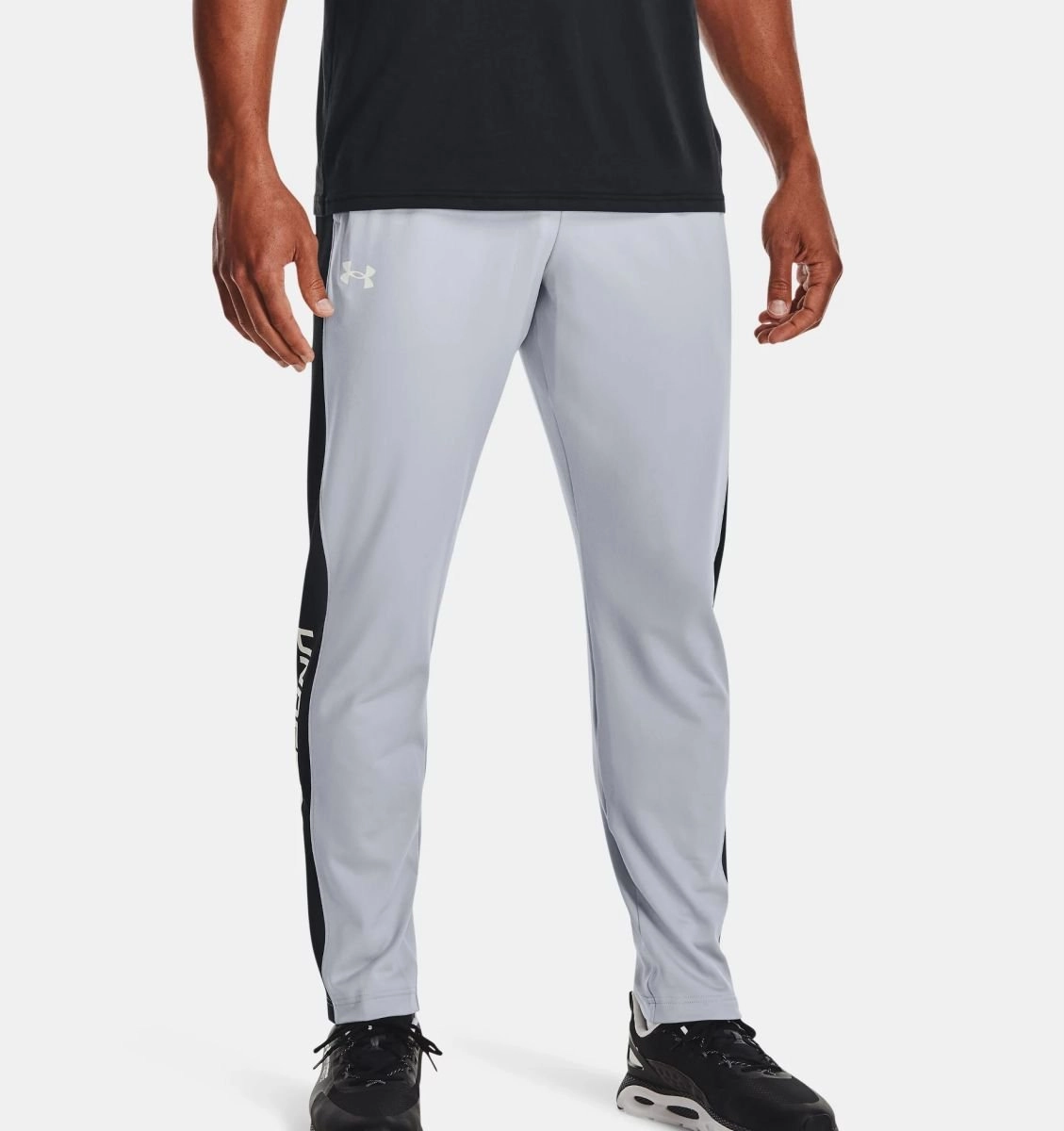 Calca Under Armour Brawler - masculino - cinza e preto