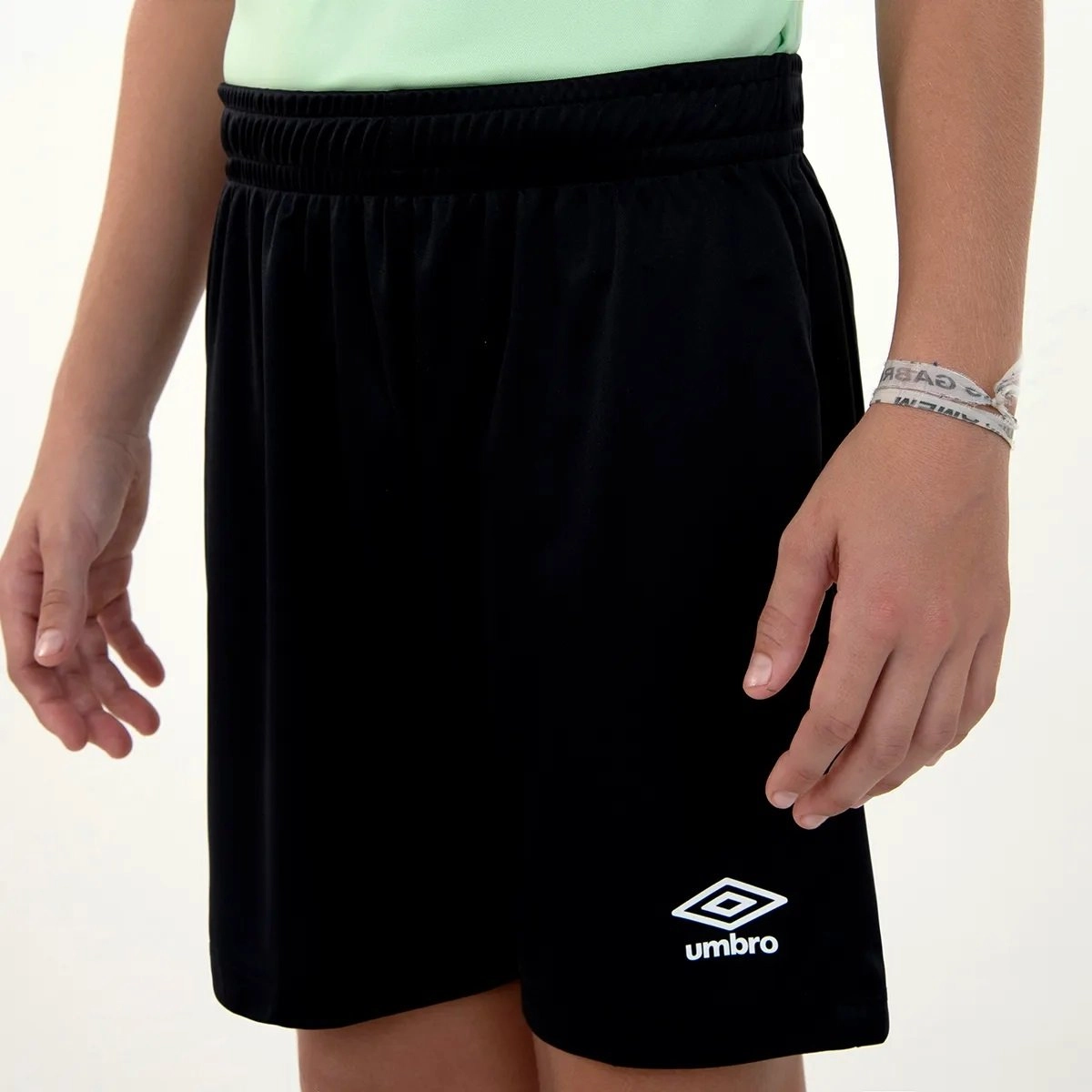 Calcao Umbro Legacy Juvenil - unissex - preto