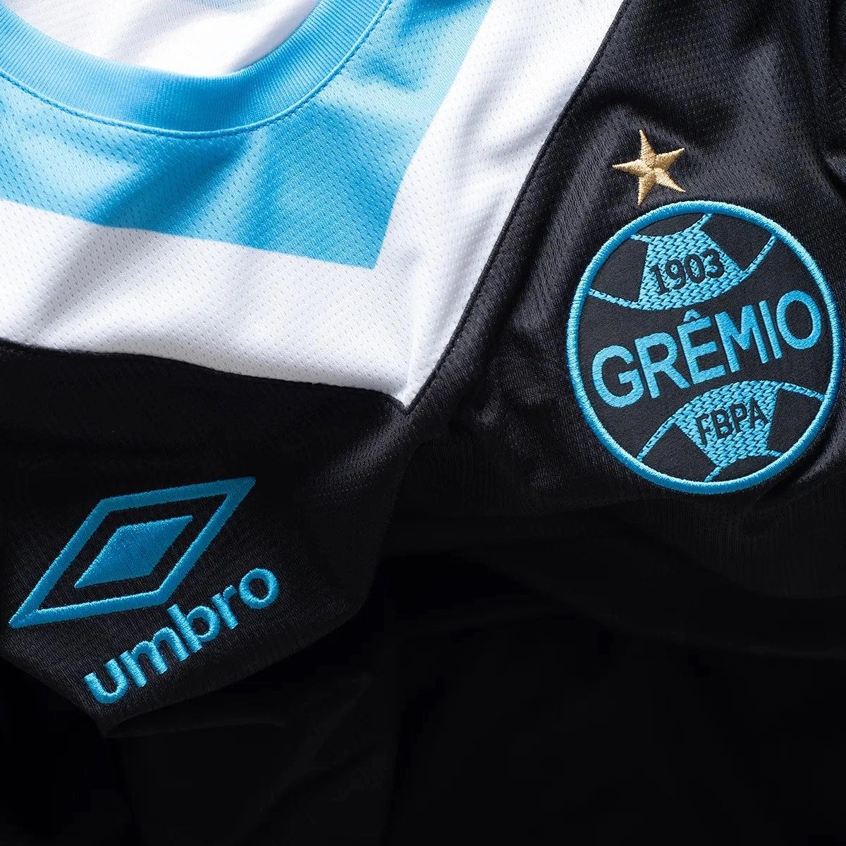Camisa Umbro Gremio Of 3 2024 Torcedora - feminino - preto e azul