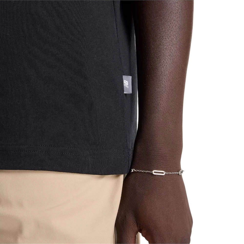 Camiseta New Balance Logo Embossed - masculino - preto
