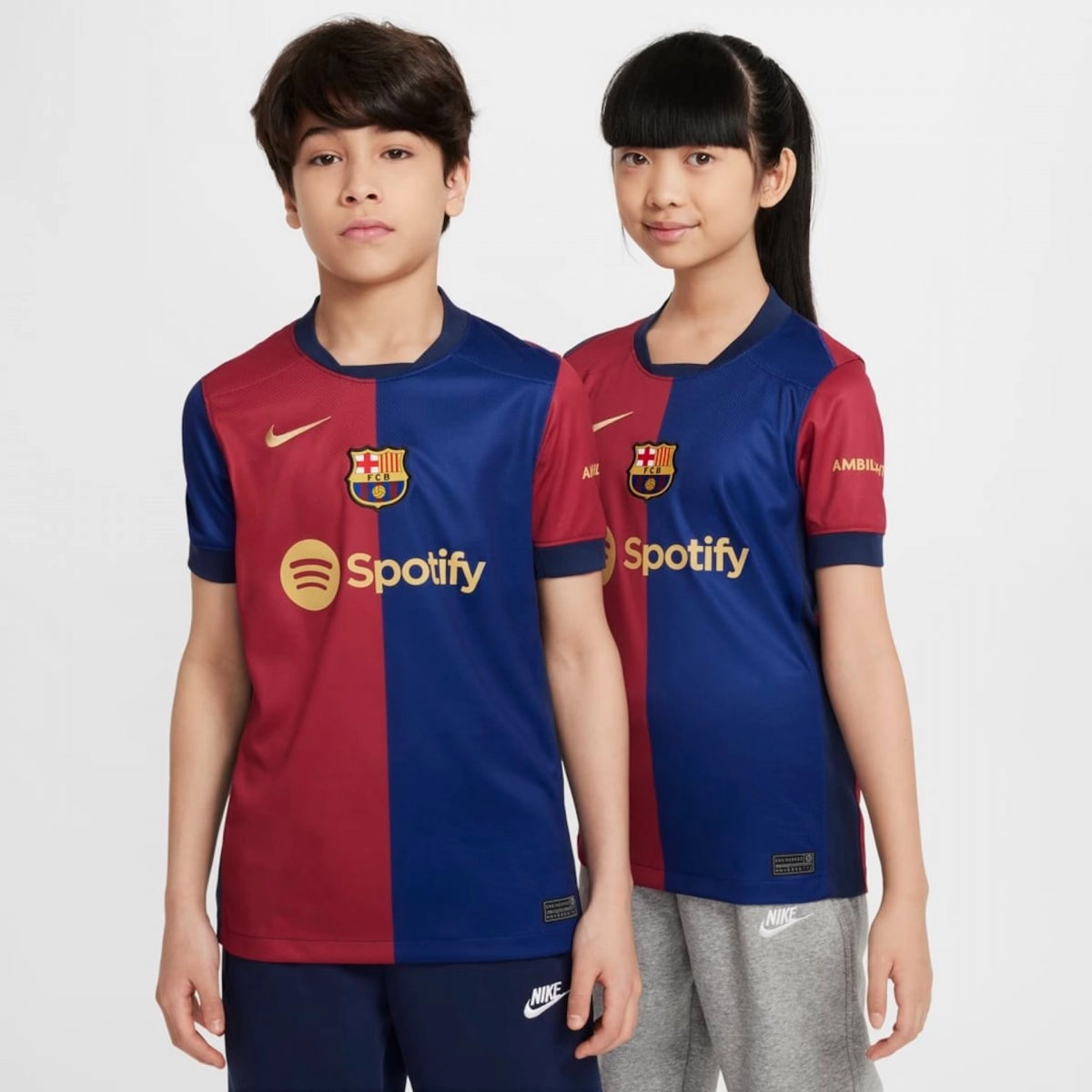 Camiseta Nike Barcelona 2024 infantil - unissex - azul e vermelho