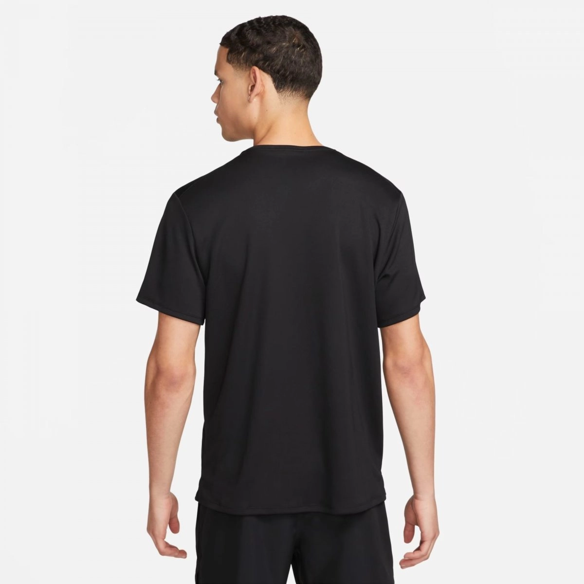 Camiseta Nike Df Uv Miller Ss - masculino - preto