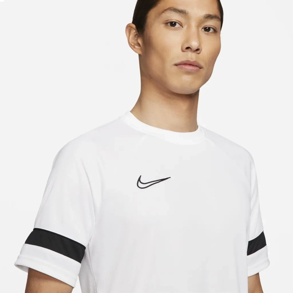 Camiseta Nike Dri-FIT Academy - masculino - branco