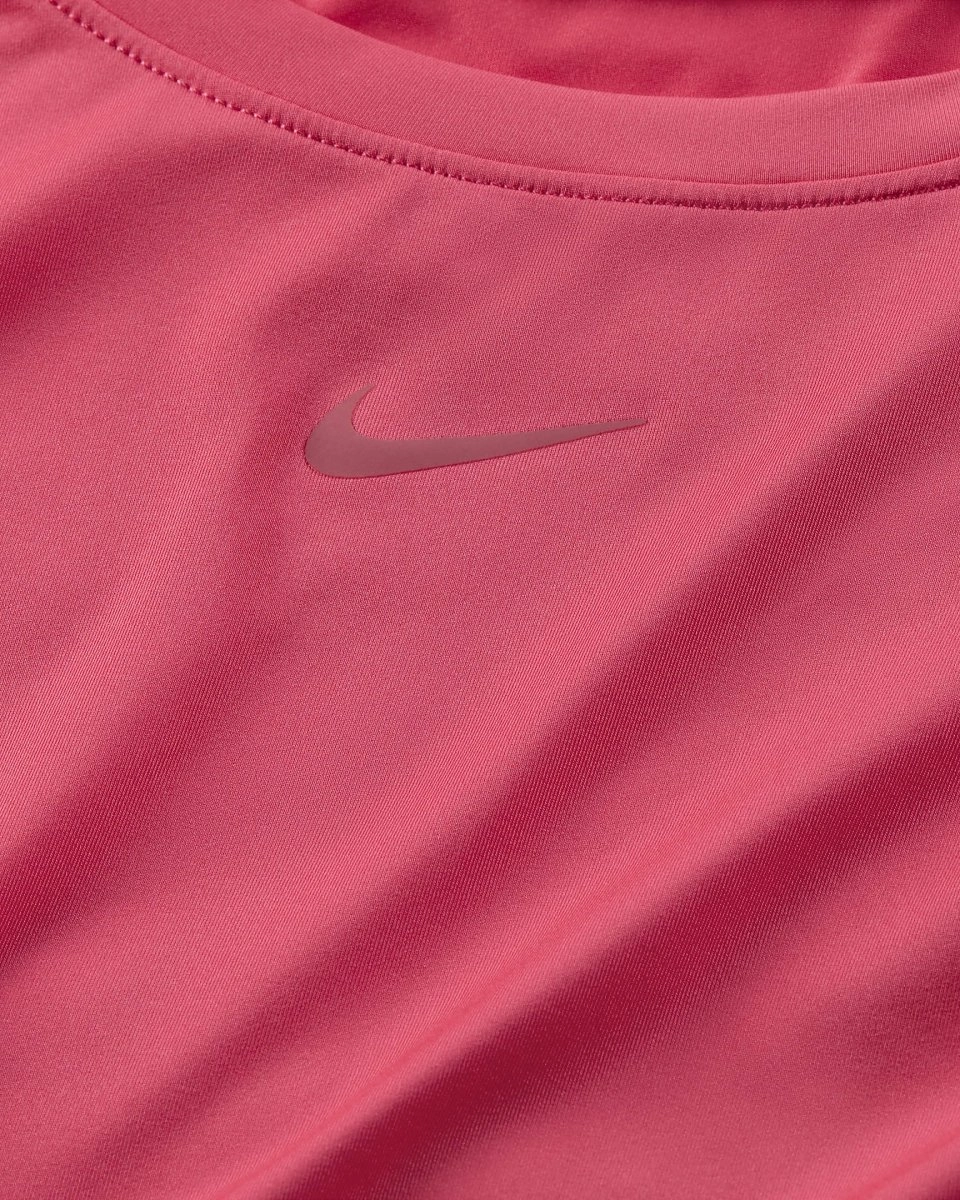 Camiseta Nike Dri-Fit One Classic - feminino - rosa