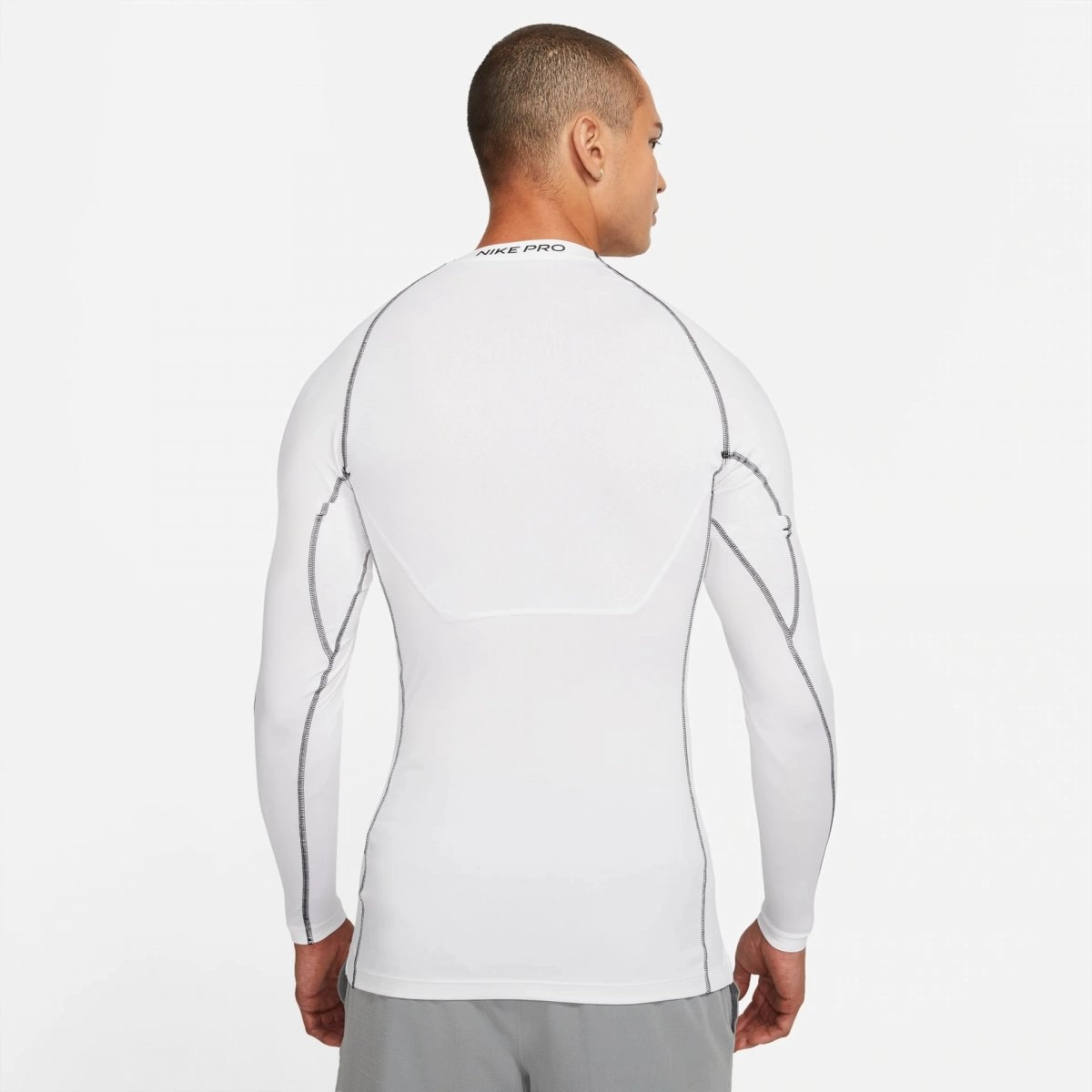Camiseta Nike Pro Dri-FIT - masculino - branco