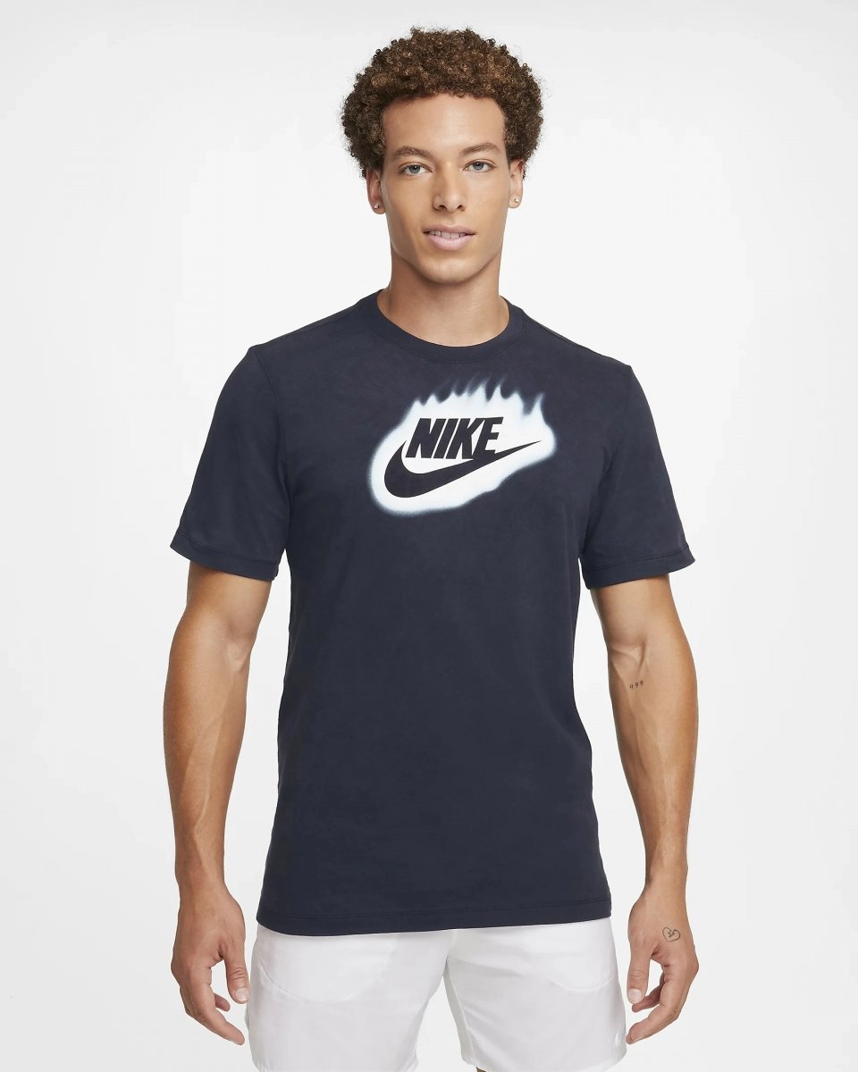 Camiseta Nike Run Dna - masculino - preto e branco