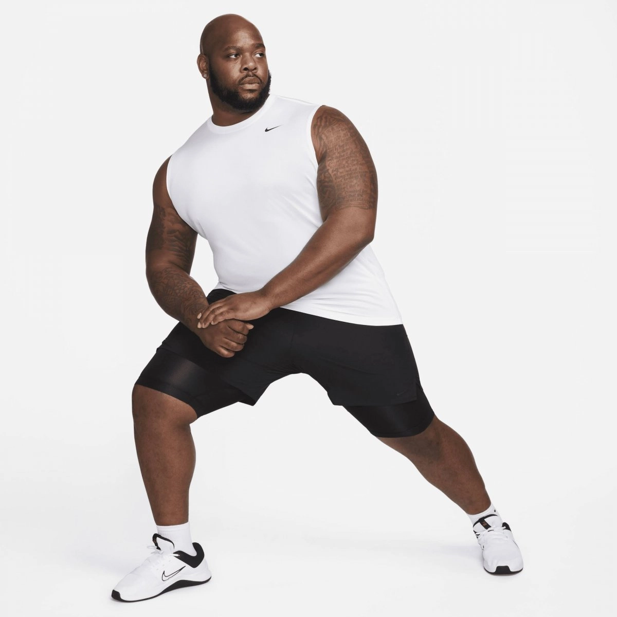 Camiseta Regata Nike Dri-FIT Legend - masculino - branco e preto