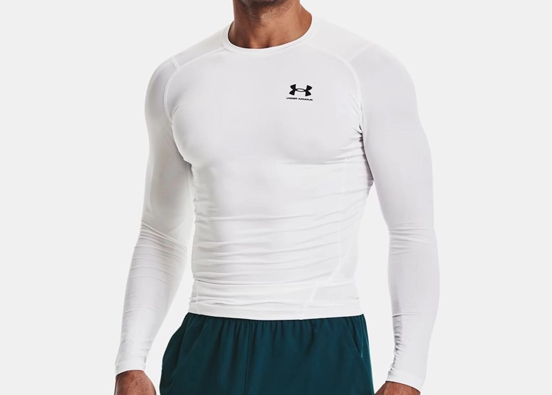 Camiseta Under Armour Hg Ls - masculino - branco e preto