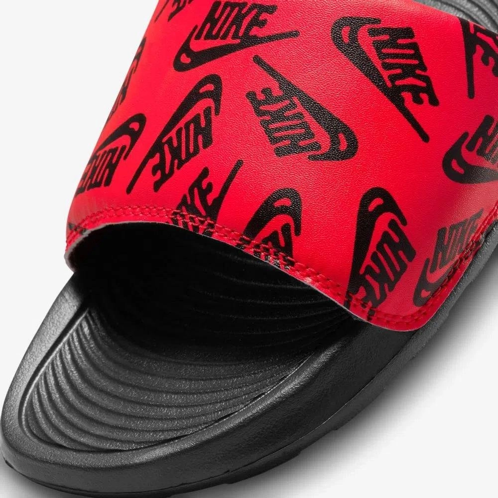 Chinelo Nike Victori One Slide - masculino - preto e vermelho