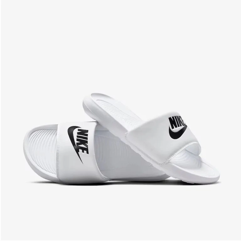 Chinelo Nike Victori One Slide - unissex - branco