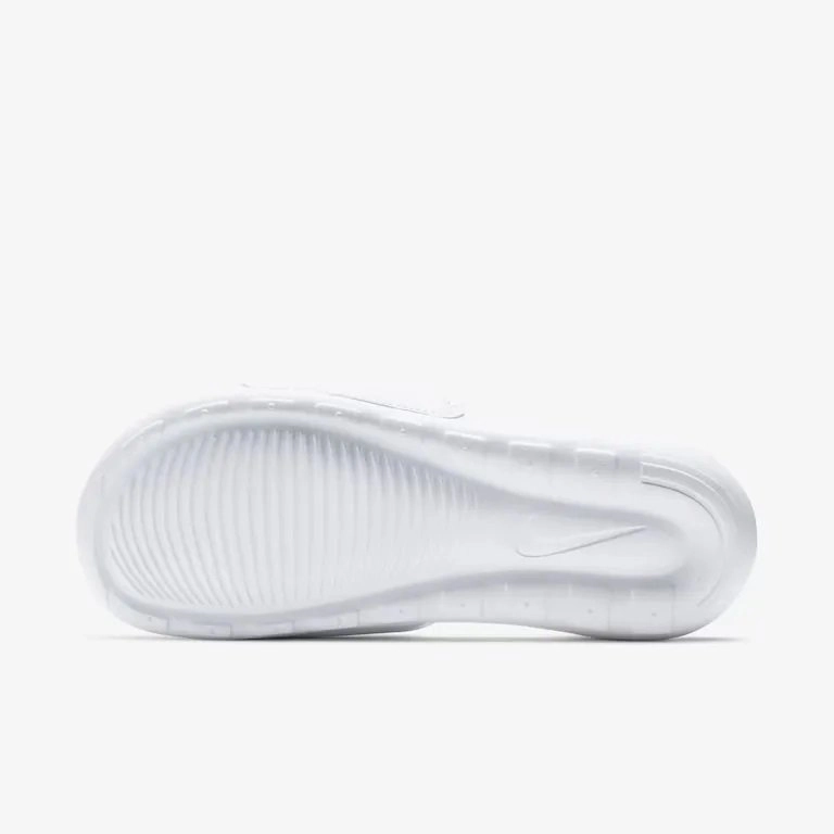 Chinelo Nike Victori One Slide - unissex - branco