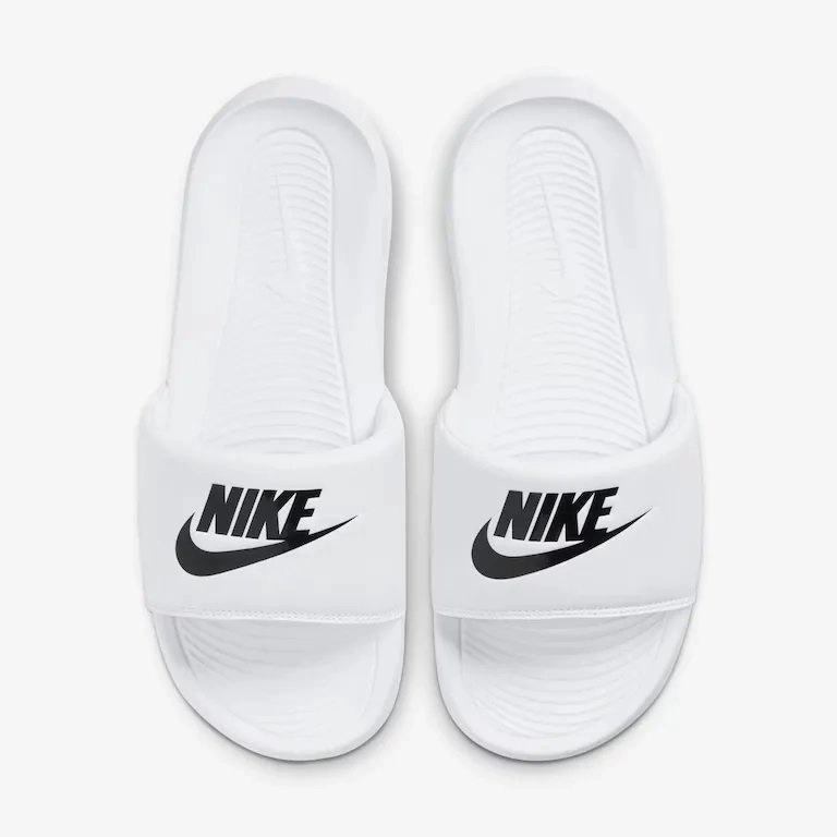 Chinelo Nike Victori One Slide - unissex - branco