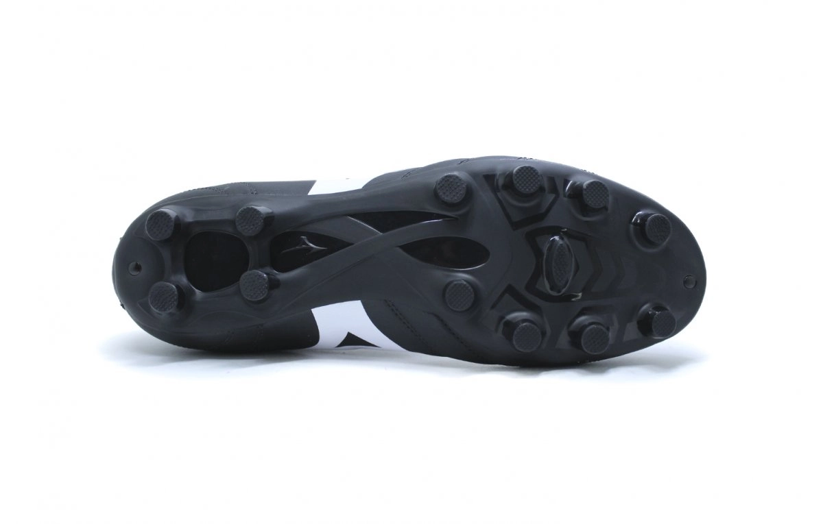 Chuteira campo Mizuno Morelia Club - unissex - preto e branco
