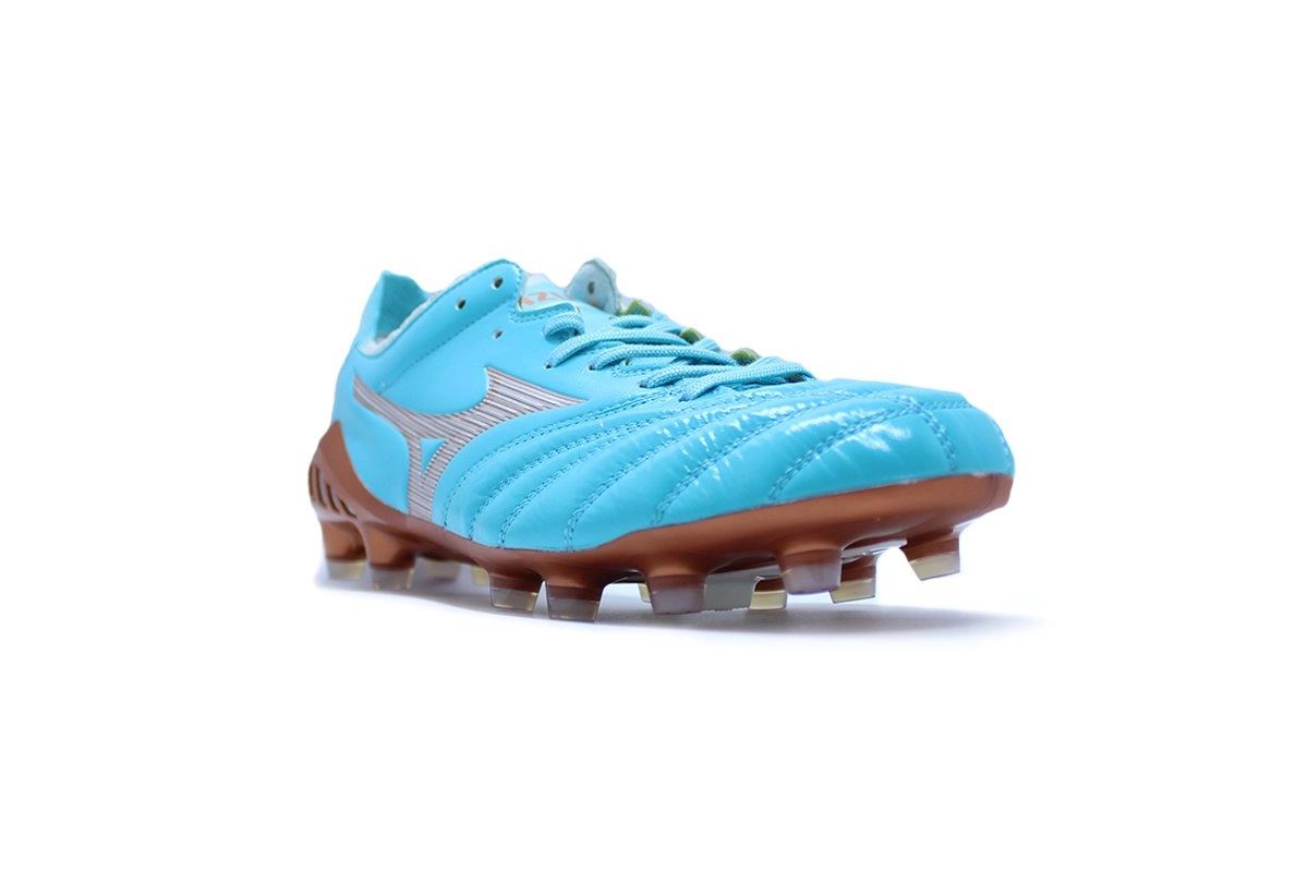 Chuteira campo Mizuno Morelia Neo III Elite - unissex - azul e bronze
