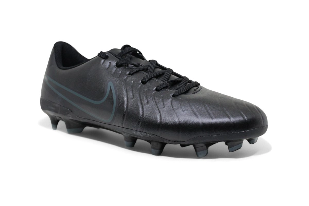 Chuteira campo Nike Legend 10 Club - unissex - preto