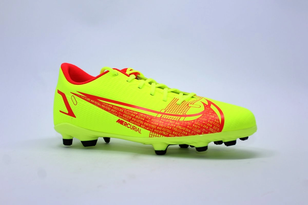 Chuteira campo Nike Mercurial Vapor 14 Club - unissex - verde limao e laranja