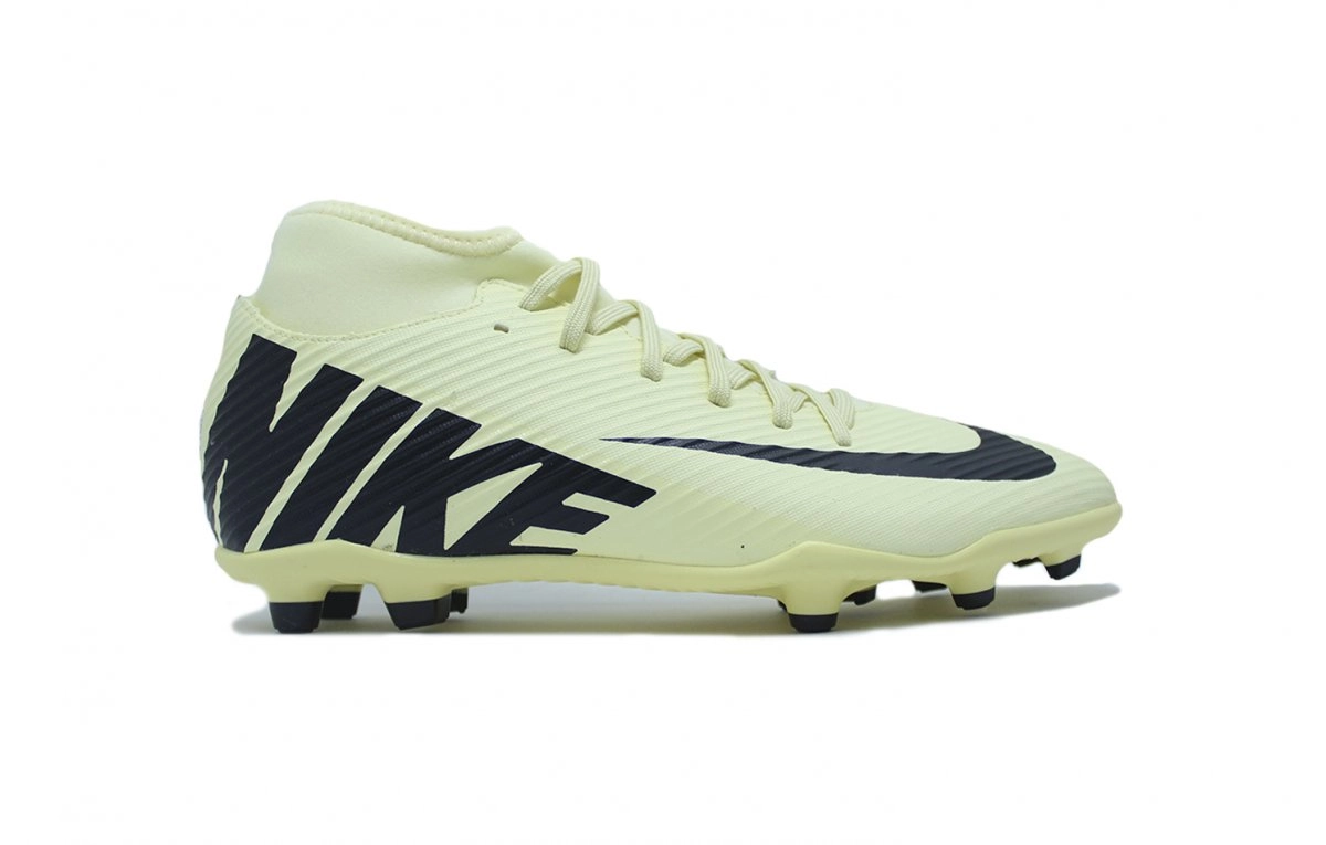 Chuteira campo Nike Superfly 9 Club - unissex - amarelo e preto