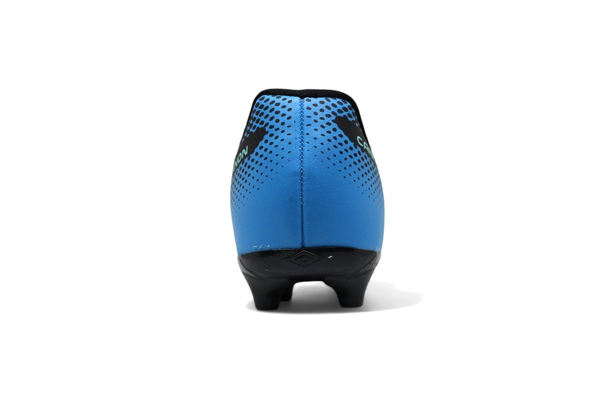 Chuteira Campo Umbro Cannon Juvenil - unissex - azul e preto