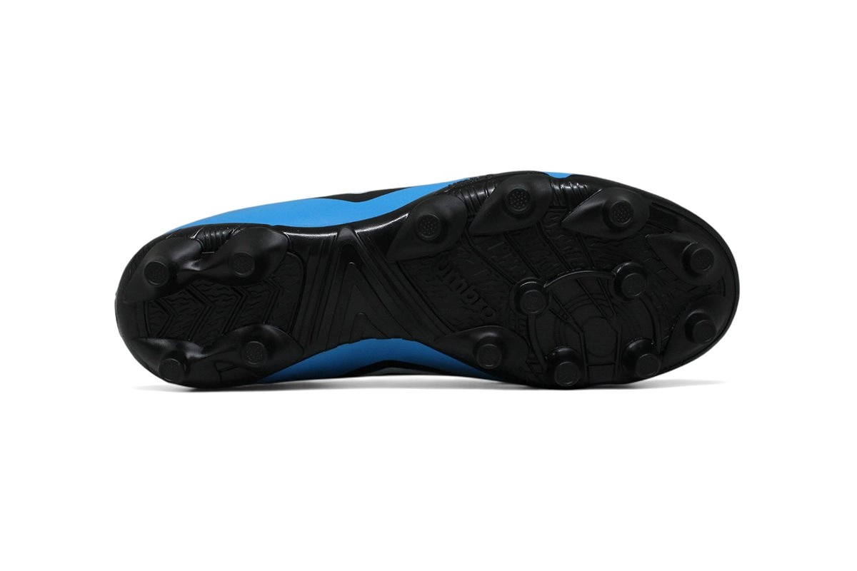 Chuteira Campo Umbro Cannon Juvenil - unissex - azul e preto