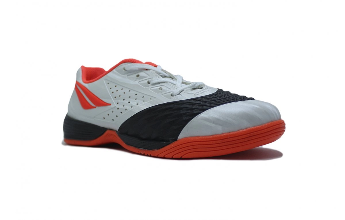 Chuteira futsal Penalty Max 200 Kids infantil - unissex - branco e preto