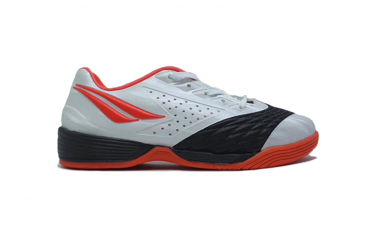 Chuteira futsal Penalty Max 200 Kids infantil - unissex - branco e preto