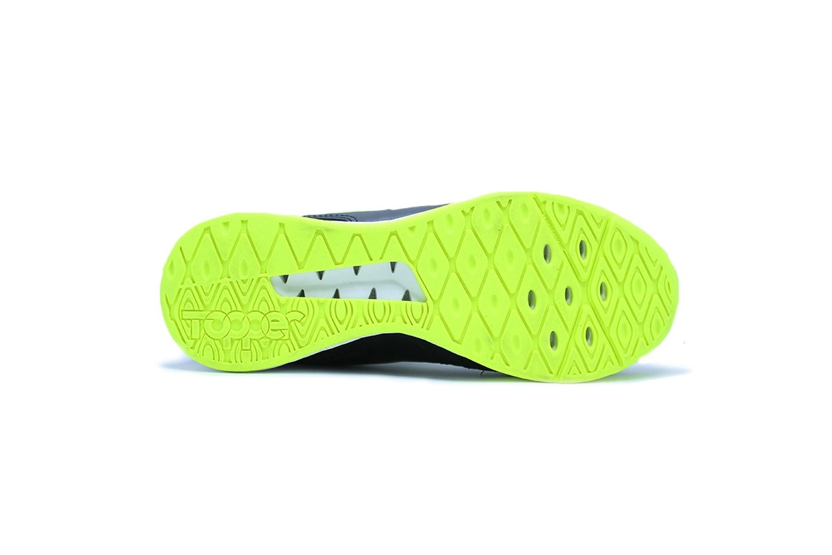 Chuteira futsal Topper Dominator Pro Iv - unissex - preto e verde