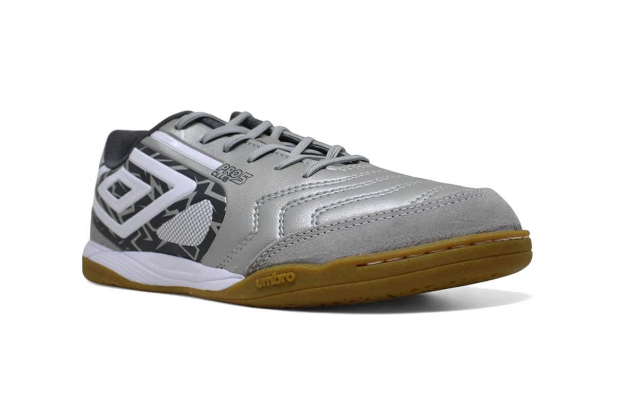 Chuteira Futsal Umbro Pro 5 Bump Club - unissex - cinza e grafite