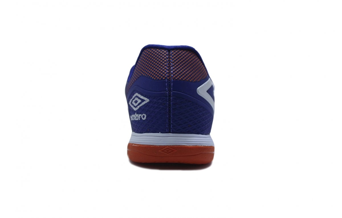 Chuteira futsal Umbro Pro 5 Bump Club - unissex - laranja e branco