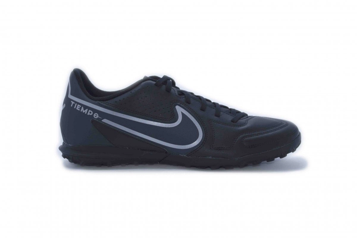 Chuteira society Nike Legend 9 Club - unissex - preto