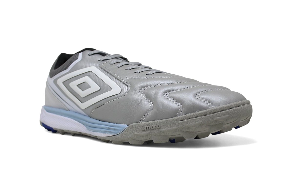 Chuteira society Umbro Adamant Master Class Pro Bump - unissex - prata