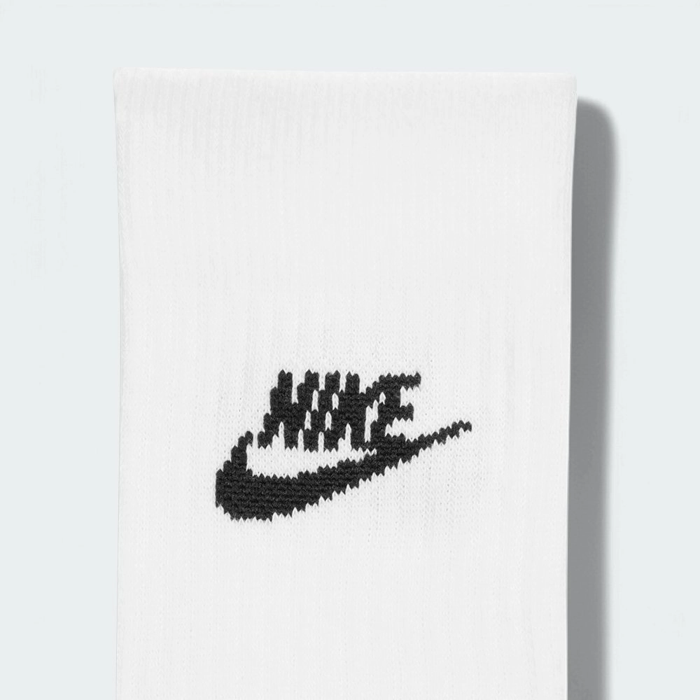 Meias Nike Sportswear Everyday Essential Crew 3 - unissex - branco e preto