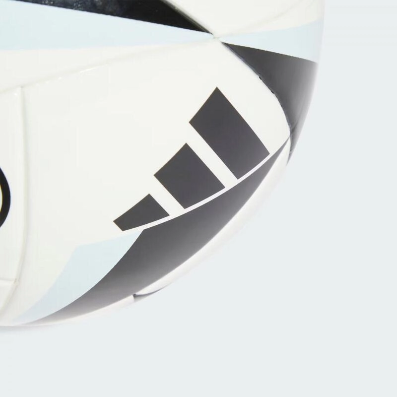 Mini Bola Adidas Real Madrid - unissex - branco e preto