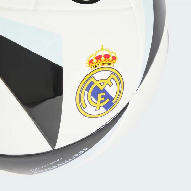 Mini Bola Adidas Real Madrid - unissex - branco e preto