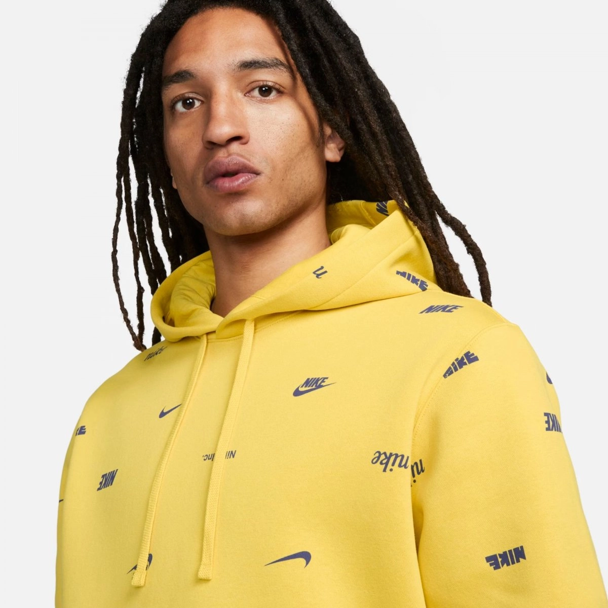 Moletom Nike Club plus Bb Po Hoodie Aop - masculino - amarelo e preto