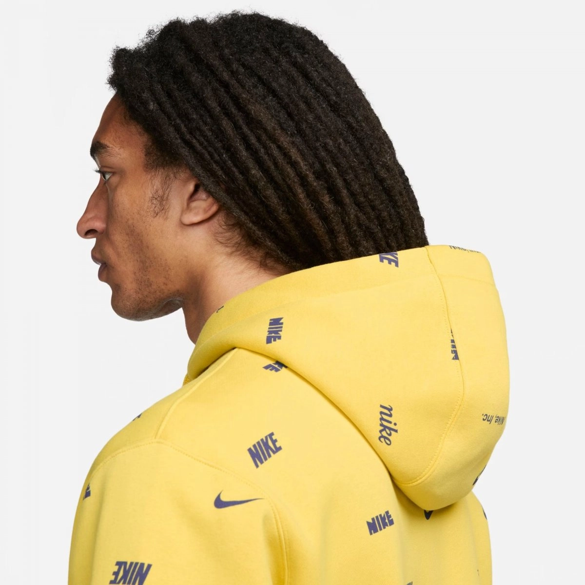 Moletom Nike Club plus Bb Po Hoodie Aop - masculino - amarelo e preto