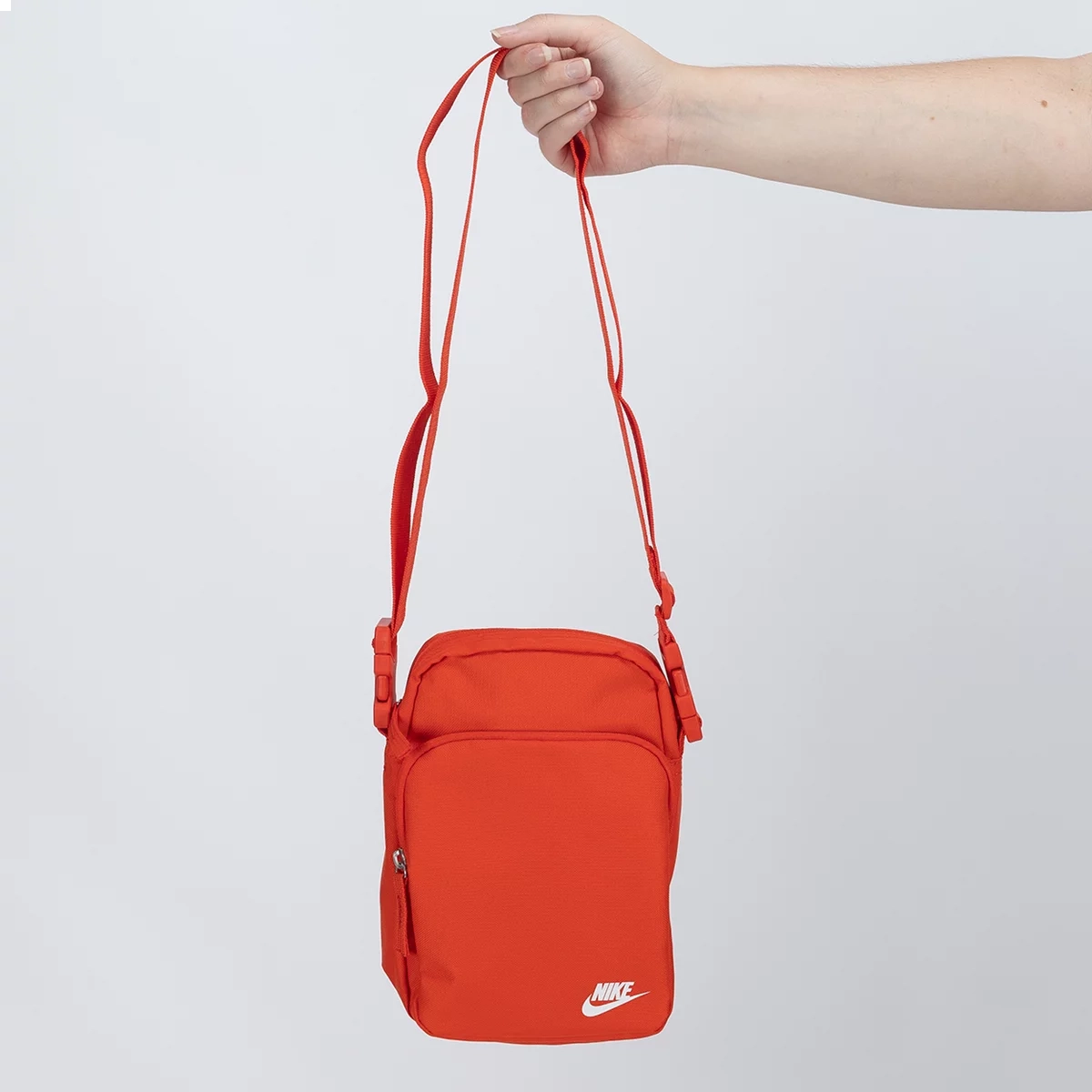 Pochete Nike Heritage Crossbody - unissex - laranja