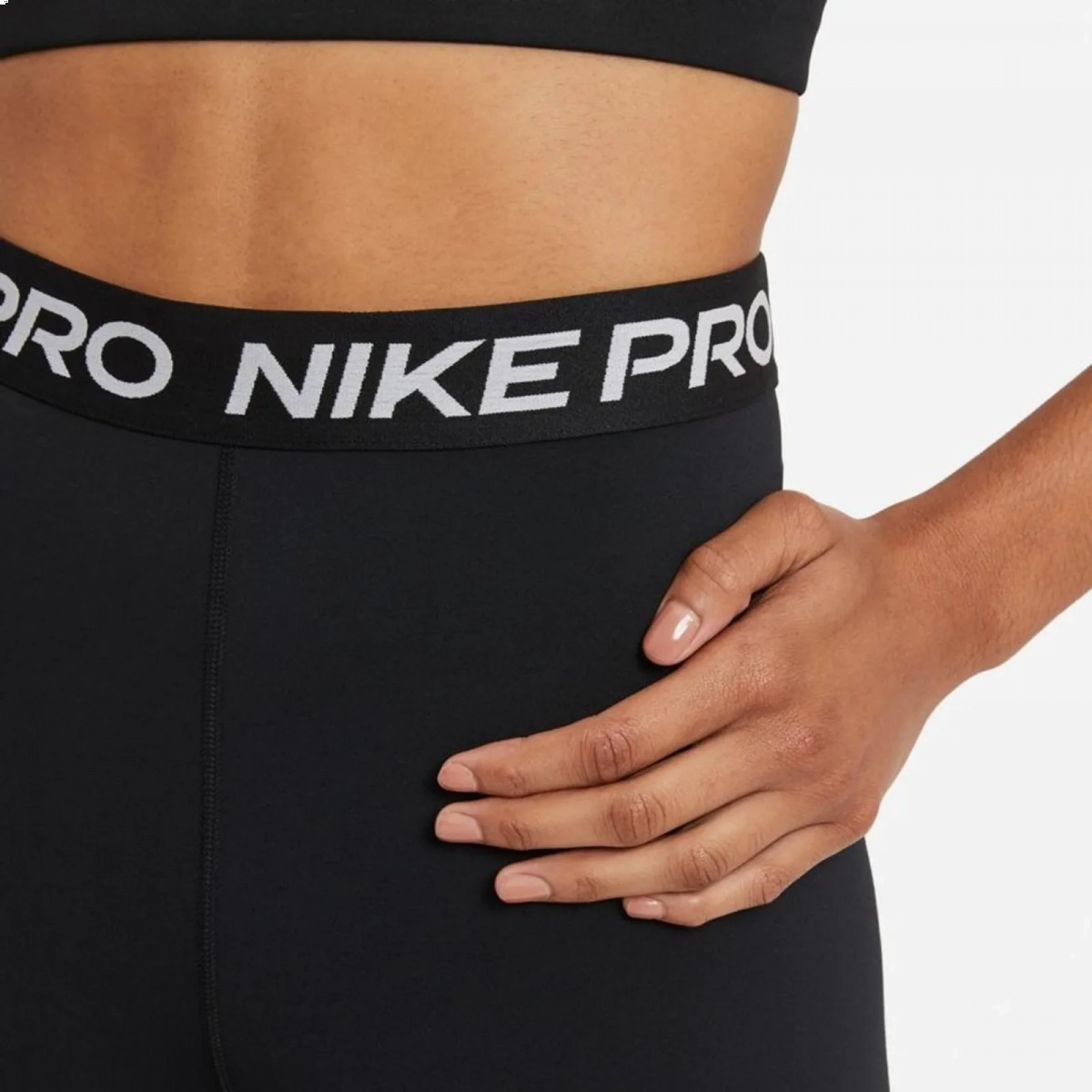 Short Nike Pro 365 - feminino - preto e branco