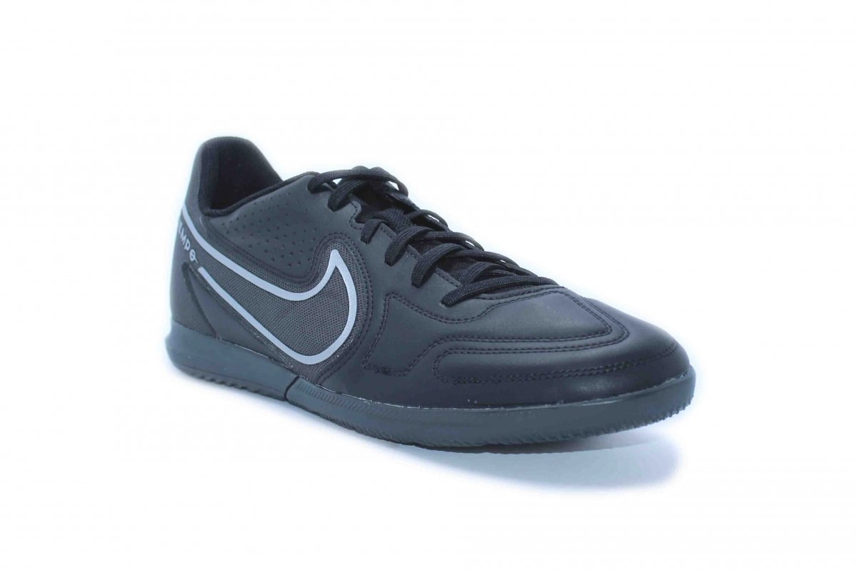 Tênis futsal/indoor Nike Phantom Venom Club - unissex - preto e coral