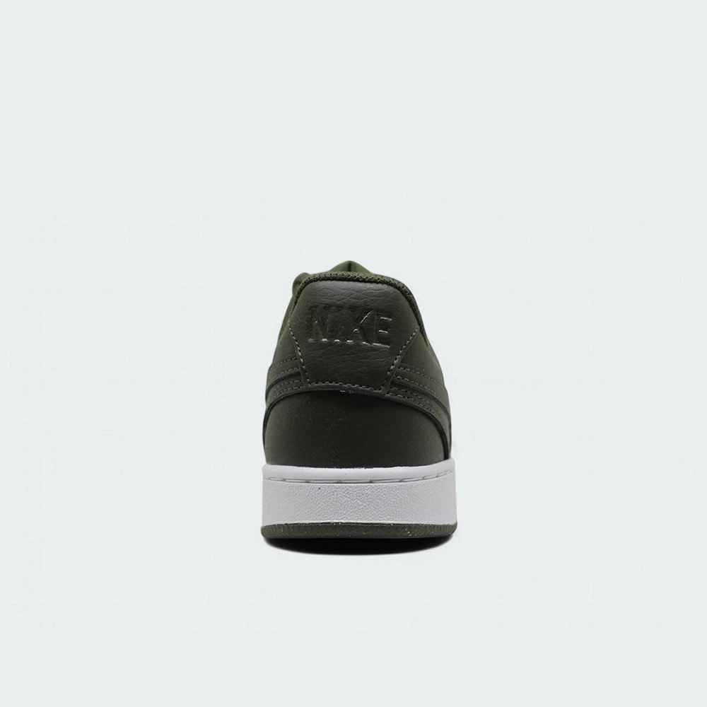 Tênis Nike Court Vision Low - masculino - preto e branco