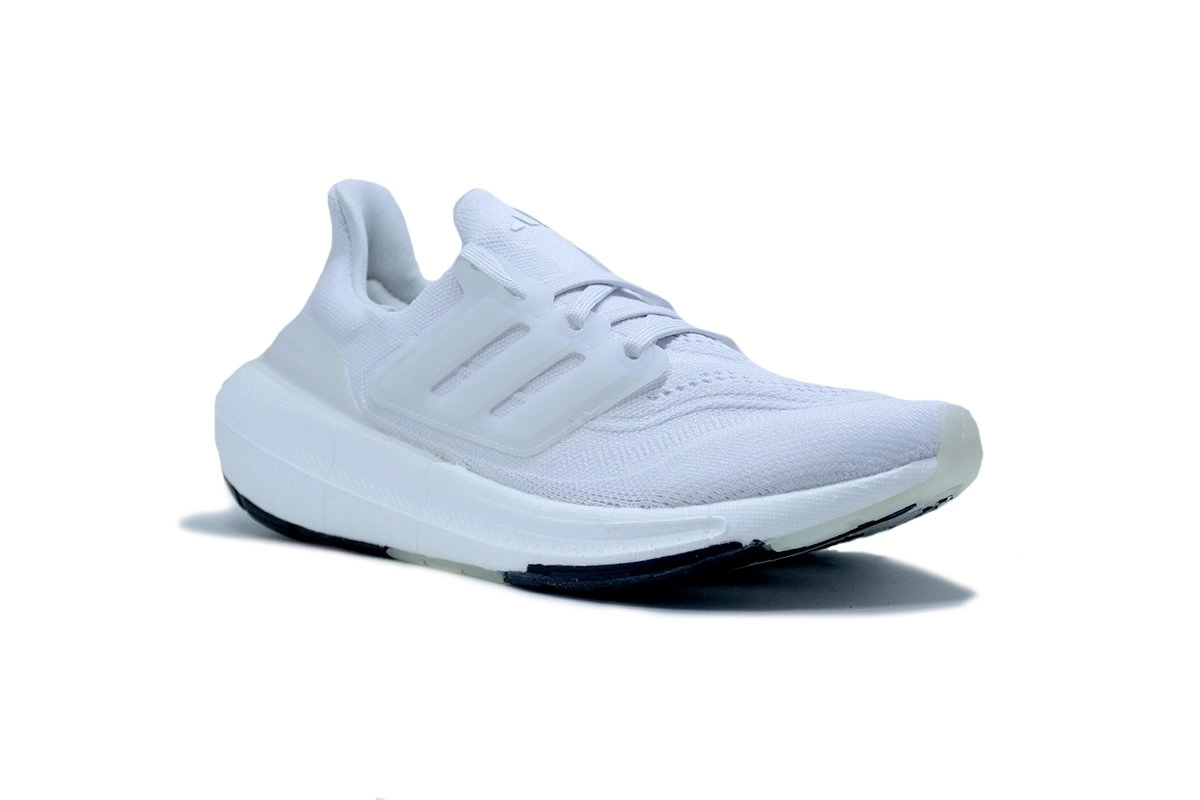 Tenis Adidas Ultraboost Light - feminino - roxo