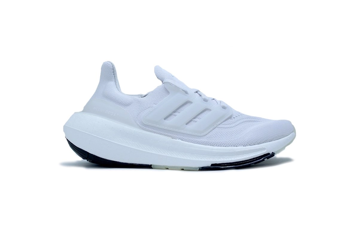 Tenis Adidas Ultraboost Light - feminino - roxo