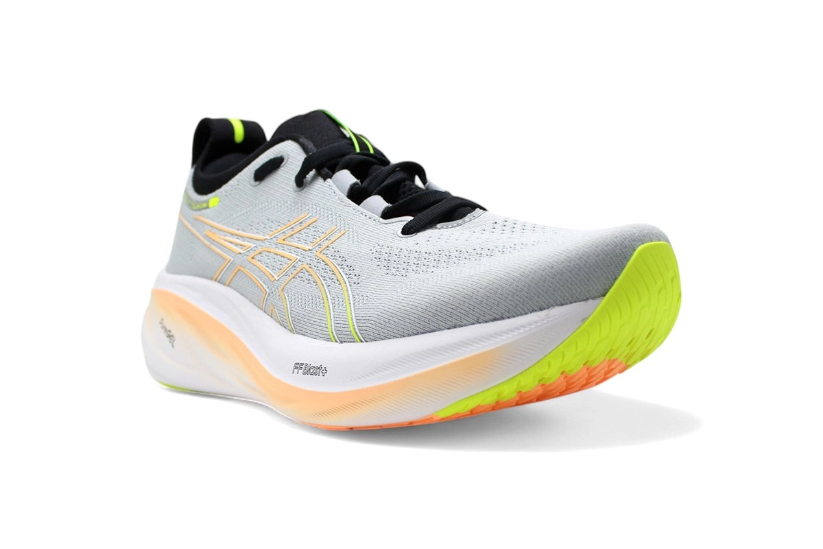 Tenis Asics Gel Nimbus 26 - masculino - preto e verde