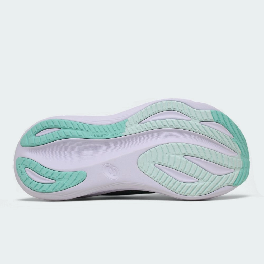 Tenis Asics Gel Nimbus 27 - feminino - creme