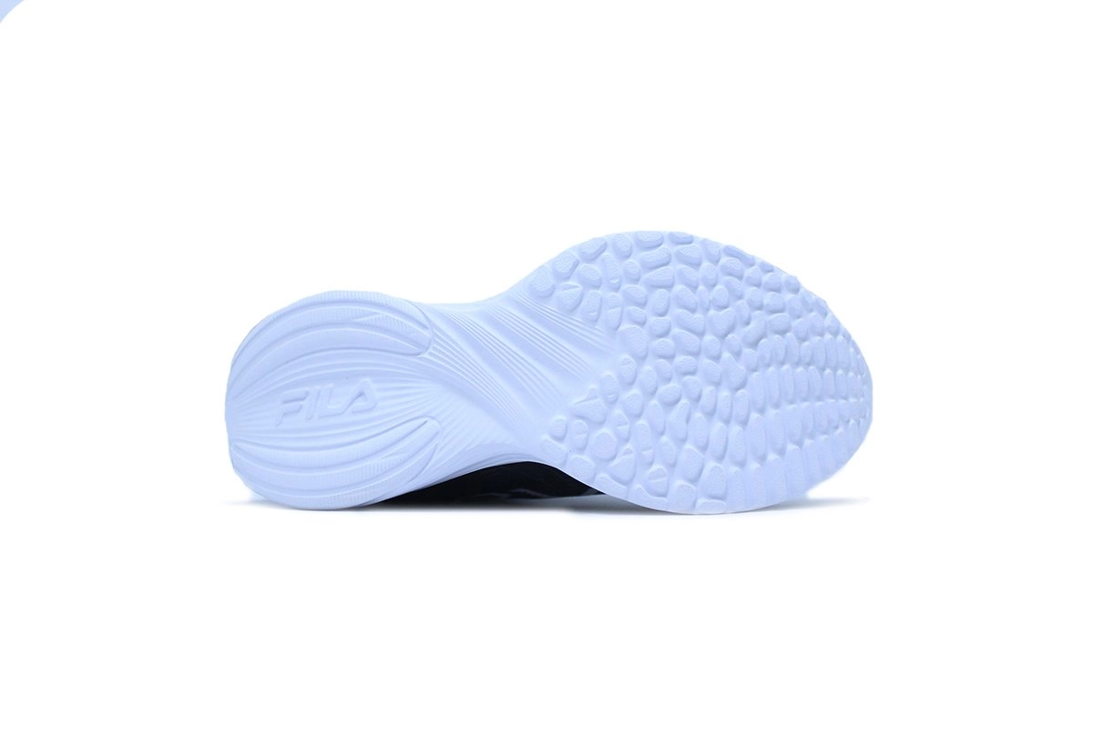 Tenis Fila Lugano 7.0 - masculino - preto e branco