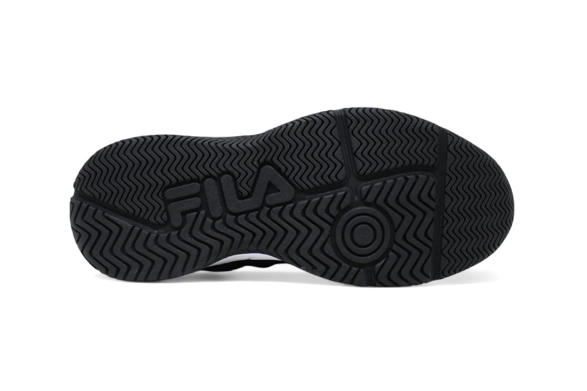 Tenis Fila Outfield Infantil - unissex - preto e branco